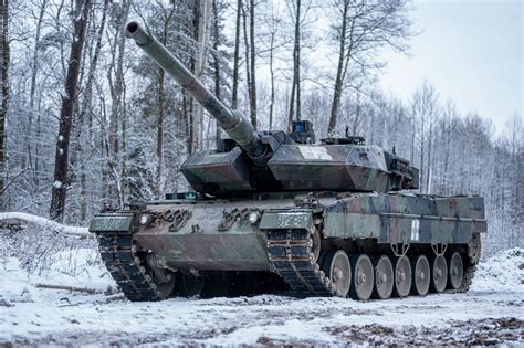 Almost All Leopard Tanks Gone German Lawmaker Says Only A Few Mbts