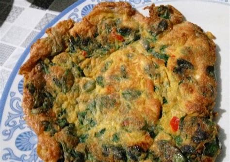 Resep Telur Dadar Daun Kelor Oleh Miss Mariaw Cookpad