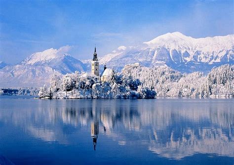 Winter at the lake Bled, bled, lake, winter, cold, HD wallpaper | Peakpx