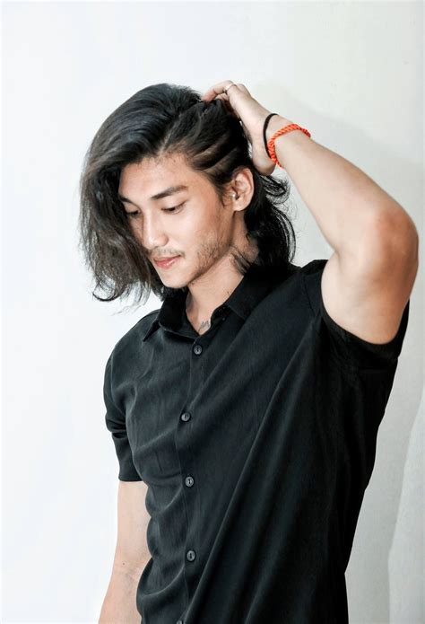 Pin By Alma Medjedovic On Yummy Long Hair Styles Men Asian Men Long Hair Asian Men Hairstyle