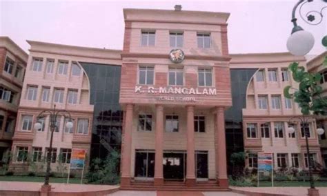 K.R. Mangalam World School(KRM School), Vikaspuri, Delhi: Fee Structure ...