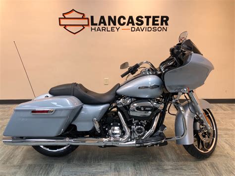 Harley Davidson Road Glide Atlas Silver Metallic Hannum S