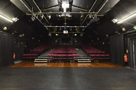 Forest Arts Centre Old Milton Road New Milton Bh25 6ds Hampshire
