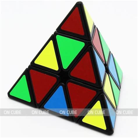 Cubo M Gico Profissional Pyraminx Qiyi Qiming A Preto Qiyi Mfg