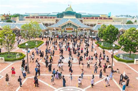 東京ディズニーランド＆シー、安全確保最優先に運営再開「心から嬉しく思っております」 モデルプレス