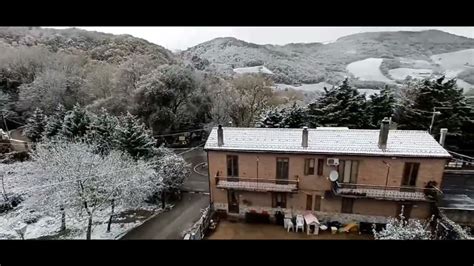 Neve Sui Monti Dauni Arriva La Prima Neve In Provincia Di Foggia Youtube