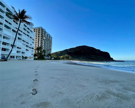 Makaha Beach Cabanas Waianae Roadtrippers