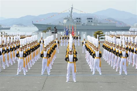 축하합니다 해군사관학교 70기 사관생도 졸업식 새로운 항해를 위하여 네이버 블로그