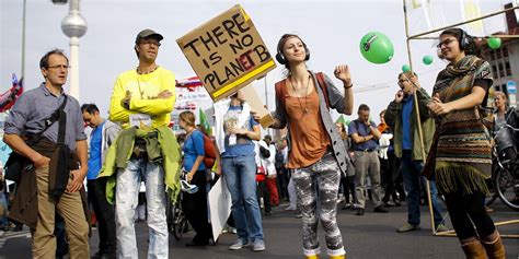 Des Centaines De Milliers De Personnes Ont March Pour Le Climat