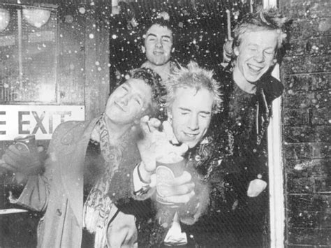 Sex Pistols Begeistern Bei Comeback Ohne Ex S Nger Lydon