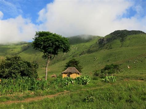 Morro Do Moco Monte Loizunga Spectacular Mountains