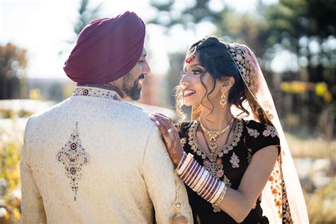 Punjabi Sikh Wedding Couple