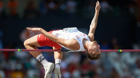 Sukces Polaka Wystąpi w finale mistrzostw świata PolsatSport pl