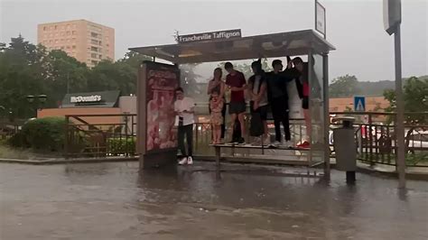 Les images impressionnantes de Lyon sous les eaux après des pluies