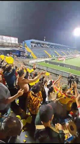 Garra Herediana Club Sport Herediano Presente En Estadio Doroteo