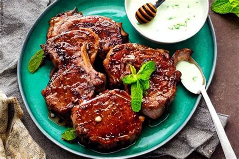 Honey Glazed Lamb Chops With Mint Yogurt Sauce Recipe Simple Easy Recipes