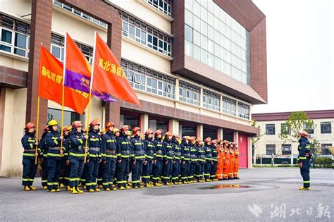 实战！湖北消防总队基层指挥员培训班真火“练官” 荆楚网 湖北日报网