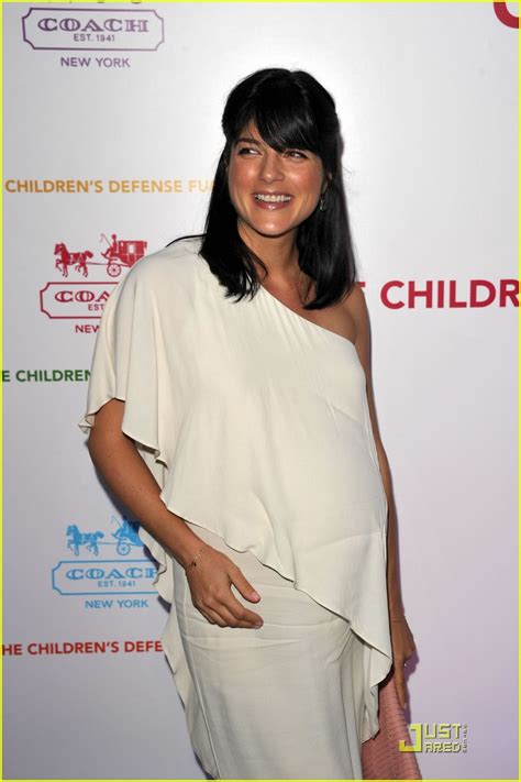 Photo Alyssa Milano Selma Blair Pregnant Pals 12 Photo 2537075