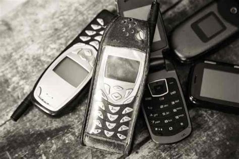 History Of Mobile Phones From Evolution To A Revolution