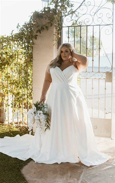 Simple A Line Plus Size Wedding Dress With Sexy Side Slit