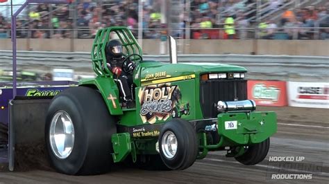 Super Farm Tractors Limited Pro Stock Tractors Pulling In Lancaster