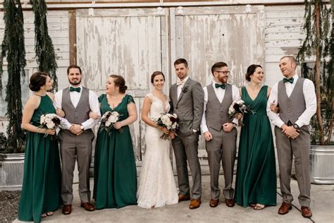 Bridal Party Bridal Party Photos Wedding Photos Green Bridesmaid