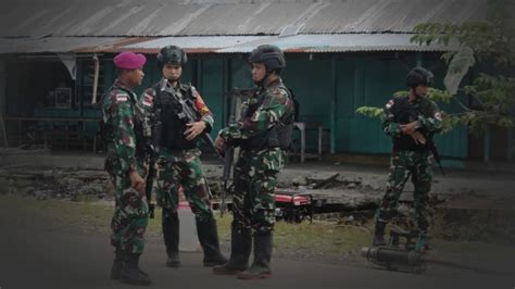 Foto Pasukan Elite Kostrad Dan Hantu Laut Marinir Duet Di Sarang Opm Papua