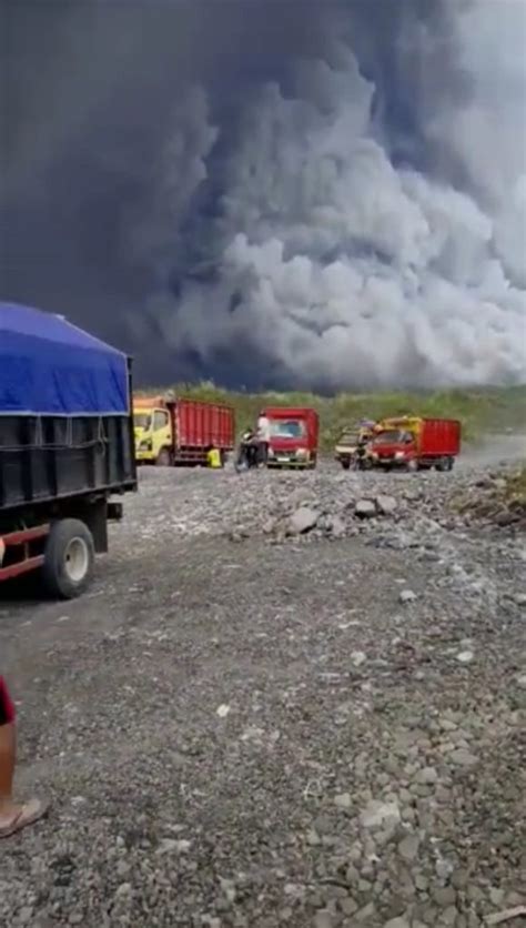 Gunung Merapi Kembali Muntahkan Awan Panas Guguran Potensi Bahaya 7