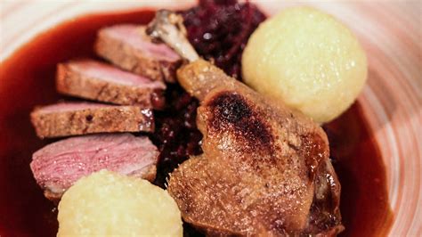 Ente Mit Apfel Rotkohl Und Kartoffel Kl En Ndr De Ratgeber