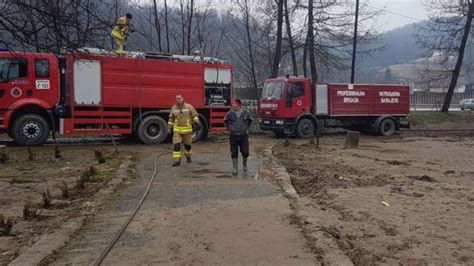 Vlada Ks I Kantonalna Uprava Civilne Za Tite Spremne Uputiti Pomo