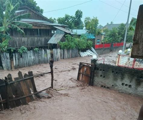 Fortes chuvas inundam escolas e hospital em São Tomé Fátima Missionária