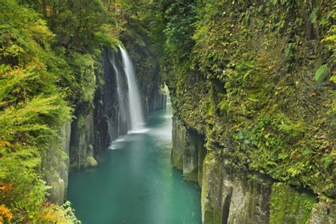 【宮崎】美しい渓谷美を感じる九州一のパワースポット「高千穂峡」観光のポイント おすすめ旅行を探すならトラベルブックtravelbook