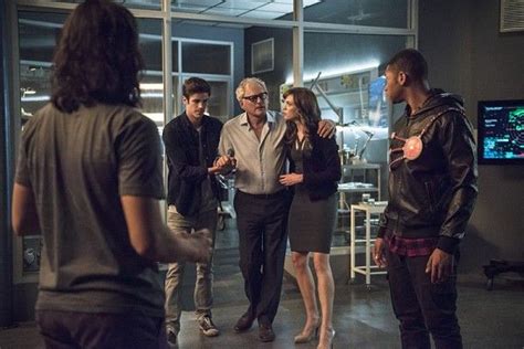 The Flash: Victor Garber, Franz Drameh Talk Firestorm