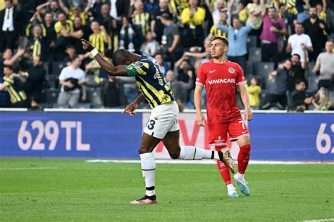 Fenerbah E Antalyaspor U Iki Golle Ge Ti