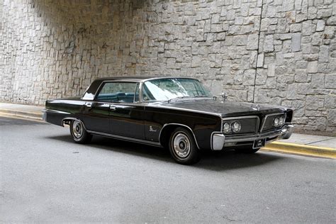 1964 Chrysler Imperial Crown Coupe