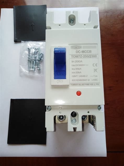 Tomzn Mccb A Dc P Double Pole Circuit Breaker Fuse Offgrid Solar