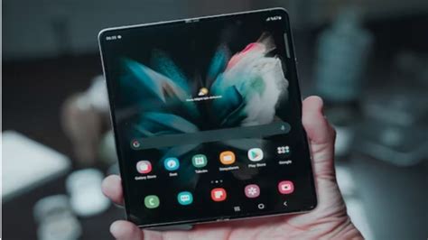 Exploring The Unmatched Versatility Of Samsungs Foldable Device