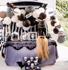 15 Addams family ideas | addams family, family halloween, addams family theme