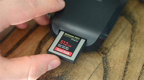 Review SanDisk Extreme Pro CFExpress Card Reader Is Perfect For