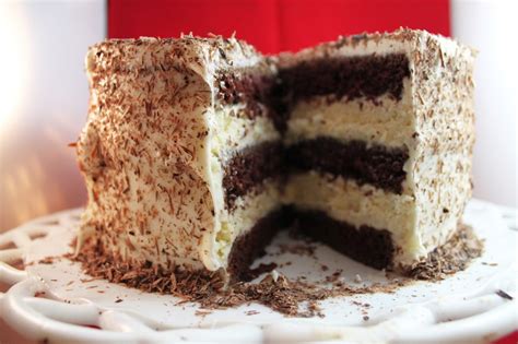 This Chocolate Tuxedo Cream Cheesecake Is Every Dessert You Love Combined Into One