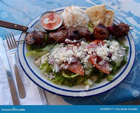 Lamb Kabob Plate Stock Image Image Of Dinner Middle 40285117