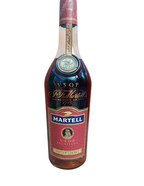 Martell Cognac Martell Medaillon Vsop Liqueur Cognac Cabinet7