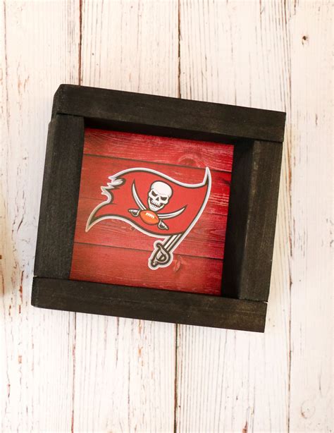 TAMPA BAY BUCCANEERS Football Rustic Wood Signs Tampa Bay Etsy