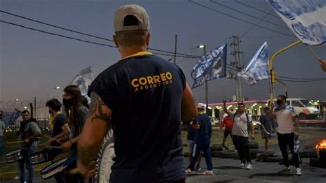 Despidos Trabajadores De Correo Argentino Se Manifestaron Contra Despidos En Monte Grande