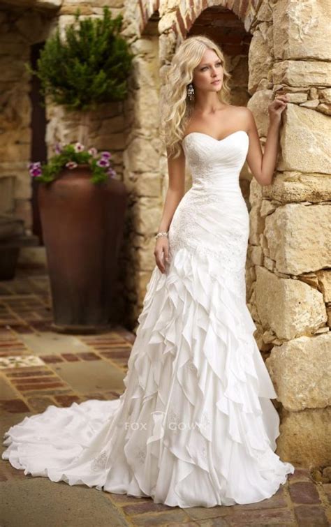 10 Stunning Fit Flare Wedding Gowns TopWeddingSites