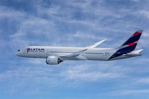 La M S Larga Reanuda Latam Airlines Su Ruta Directa Santiago S Dney