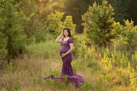 Charlotte Maternity Photographer Stunning Lacy In Huntersville Field