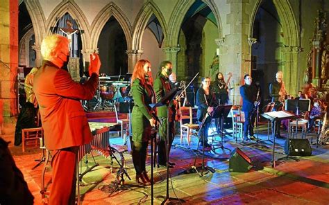 Près de 200 personnes au concert de lécole de musique à léglise