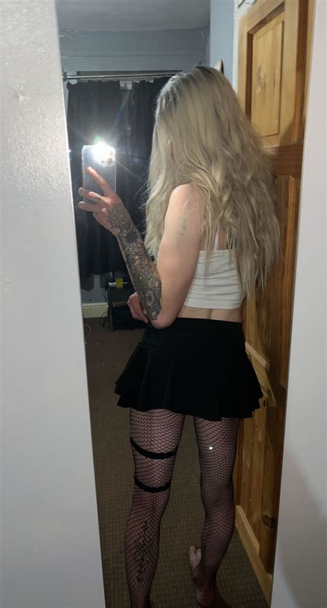 Pornpic Xxx Femboy Friday Throwback