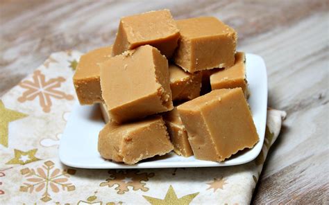 Easy Fudge Recipe No Fail Only 3 Ingredients